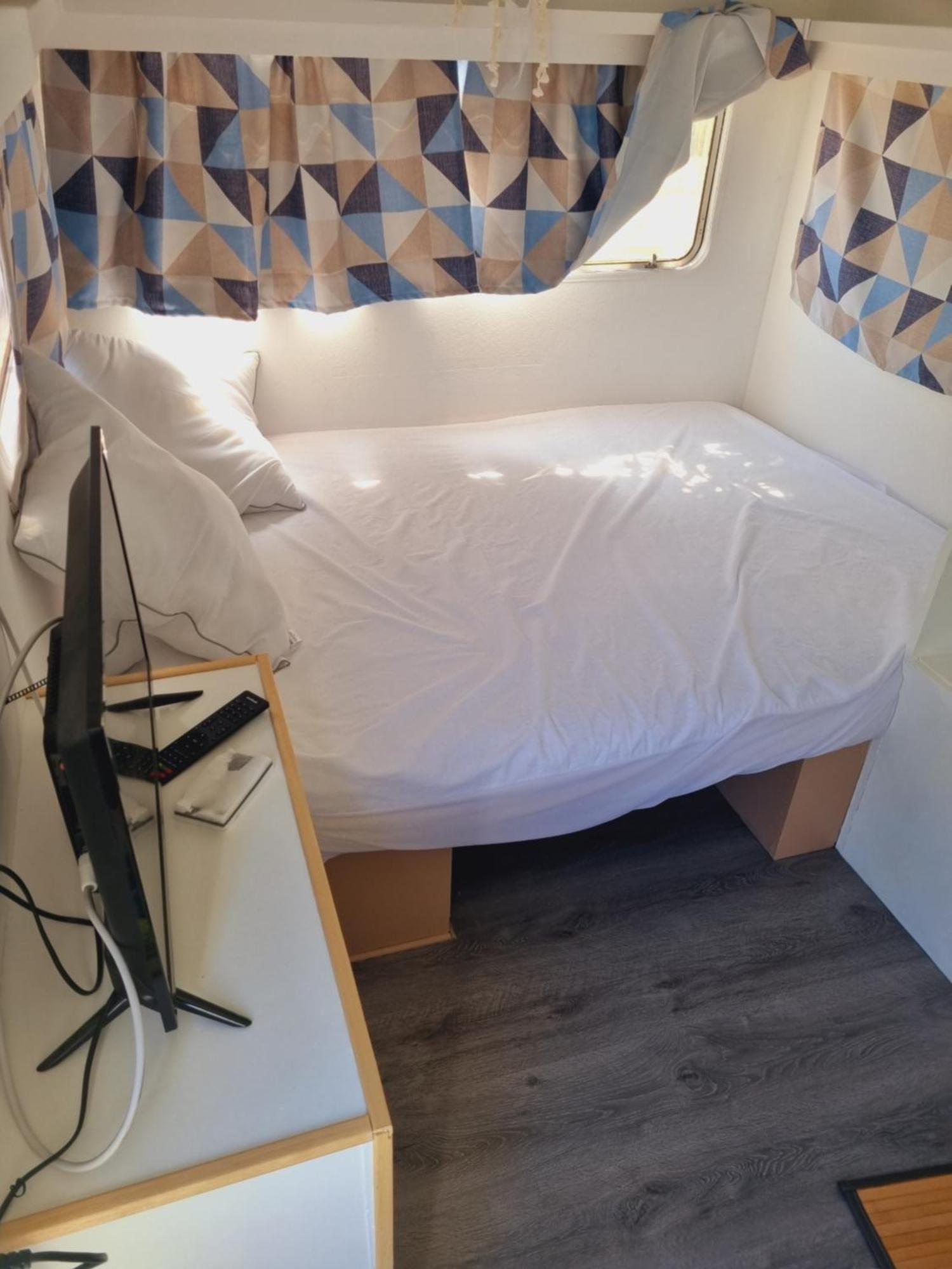 Hotel Le Mazet à Poussan Extérieur photo