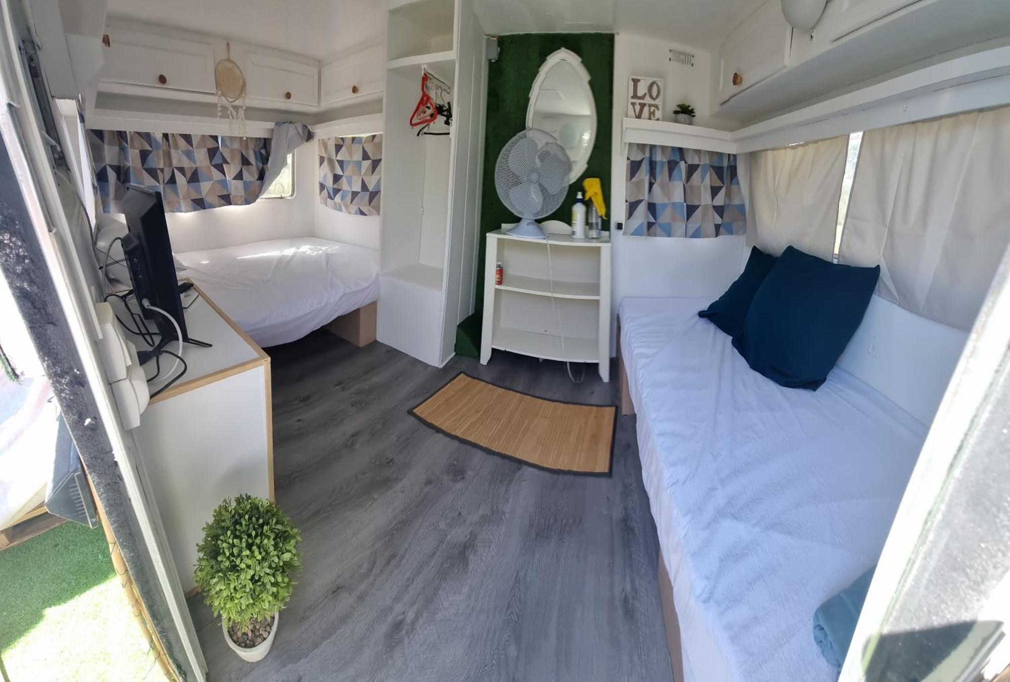 Hotel Le Mazet à Poussan Extérieur photo
